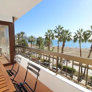 https://del-parque-flats-la-joya-de-malaga.hotelsinnerja.org