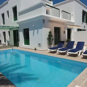  Villa Santa Fe